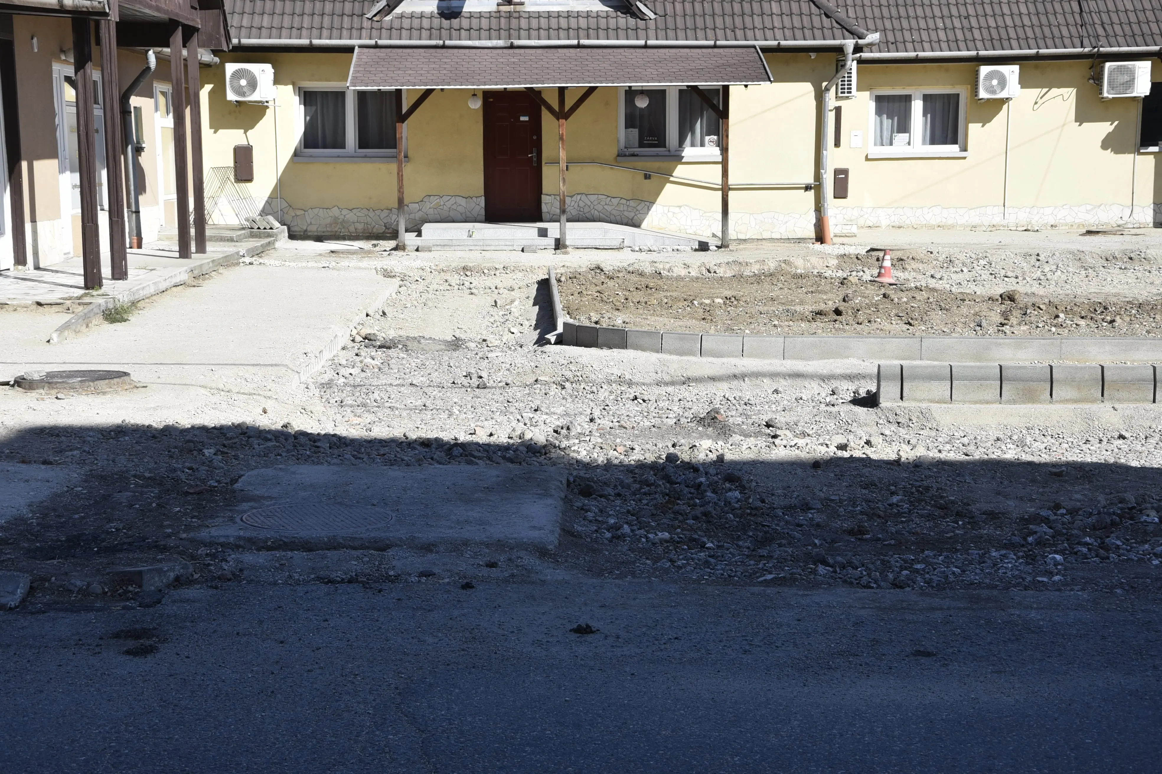 Közösségi infrastruktúra és okos települési fejlesztések Sajószentpéter városban